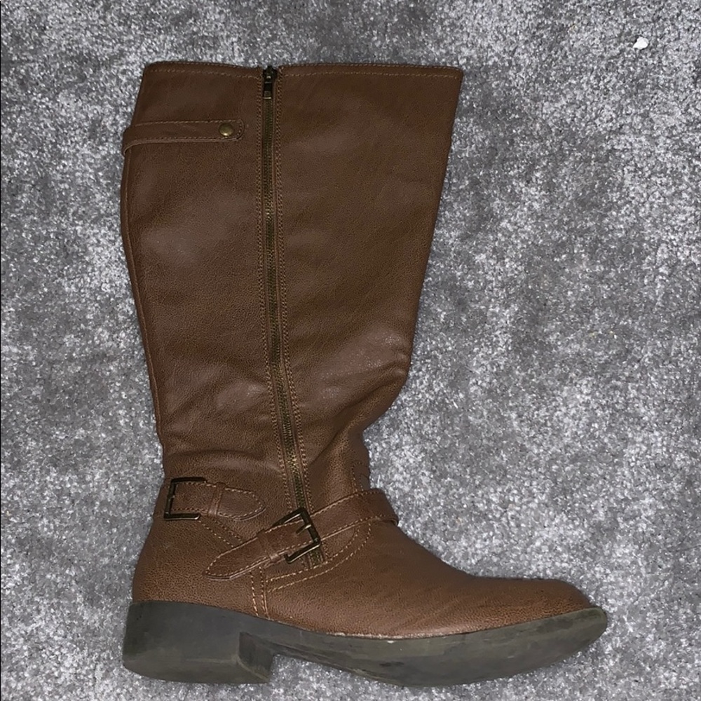 brown leather boots